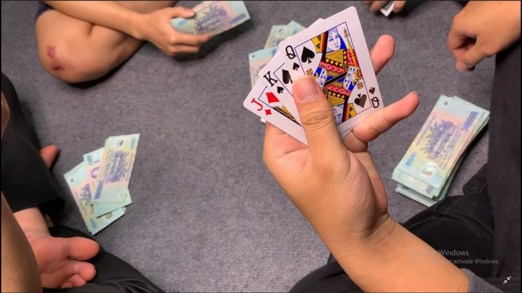 Bài Liêng Là Gì? Hướng Dẫn Luật Chơi Và Bí Quyết Thắng Liêng Iwinclub 4 image 25